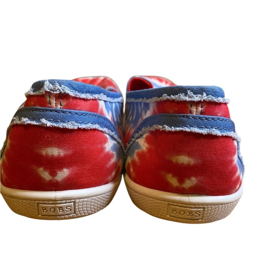 Bobs by sketchers B Cute Charmed Flower Alpargata Red White Blue Women’s Size 10